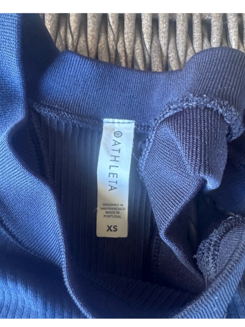 Used Athleta Renew Seamless Racerback Tank Top-IN EXCELLENT COND.. Dark Navy - Picture 2 of 3